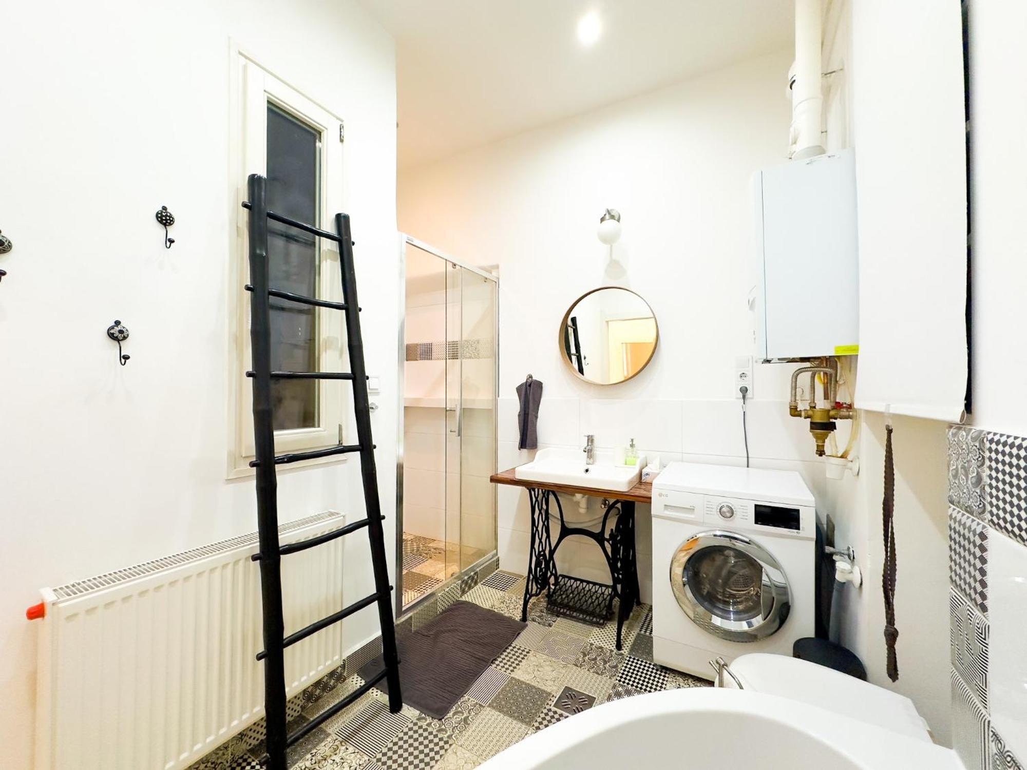 Spacious 4Br Oasis In Central Budapest - Bp Sky Экстерьер фото
